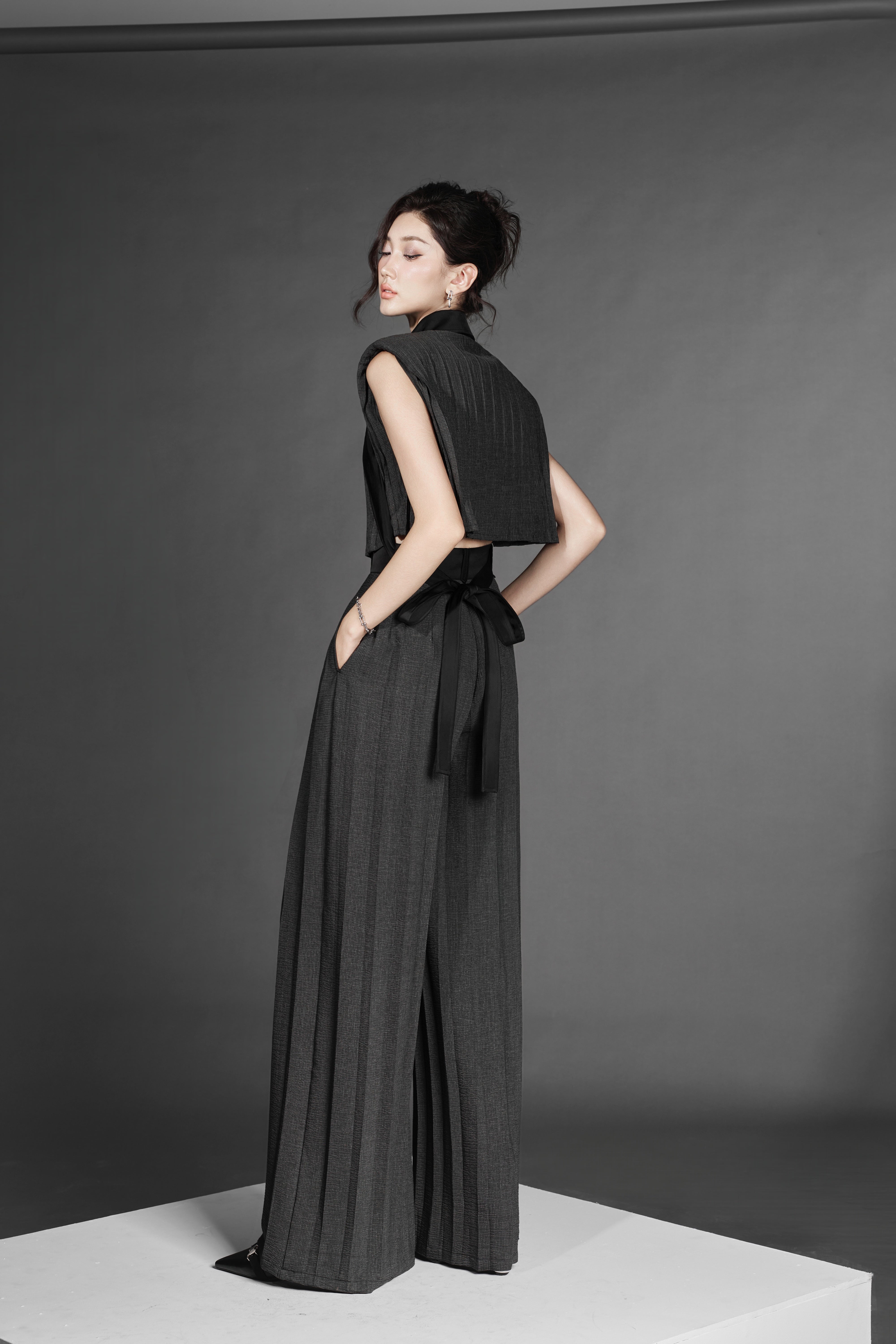 Samurai G Sleeveless Shirt & Samurai G Pants