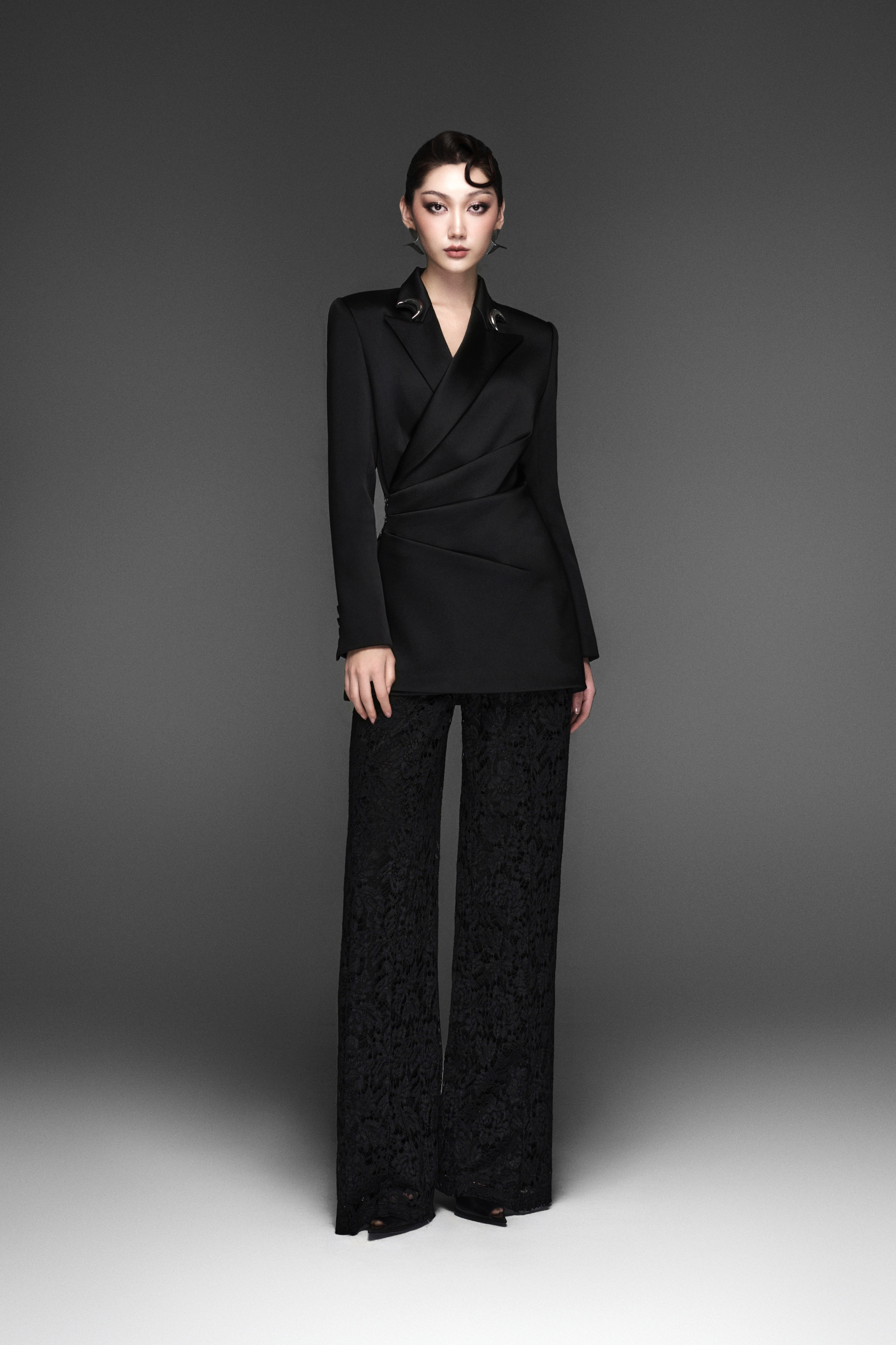 Sela Moon Black Top & Moss Zen Ver2 B Pants