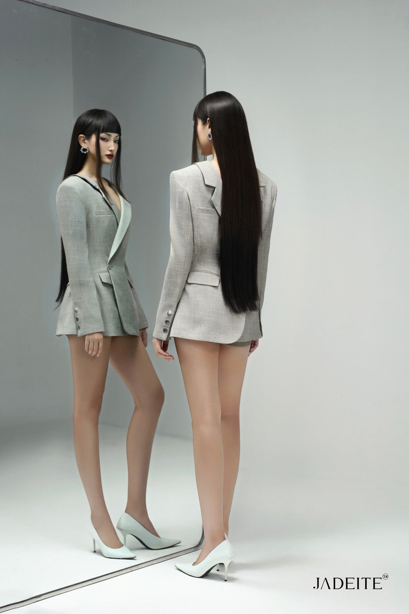 2-side Beige Vest & Ash Grey Short-Skirt - Jadeiteth