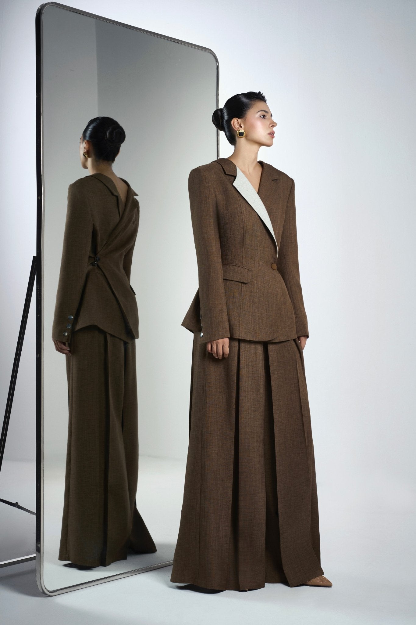 2-side Earth Brown Vest & Van Earth Brown Pants - Jadeiteth