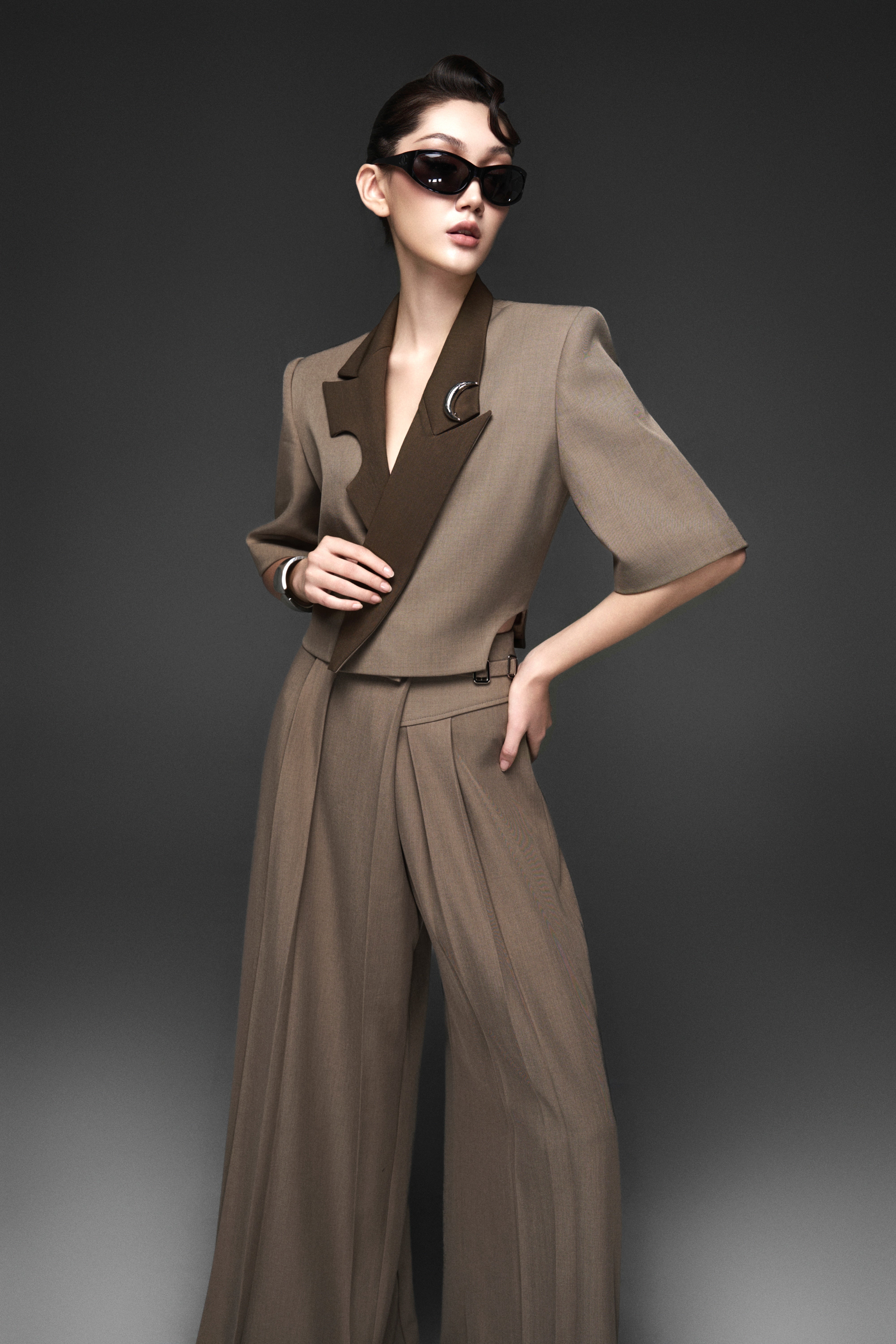 Moonlight Crop-top Vest & Wide ver2 light Sand Pants