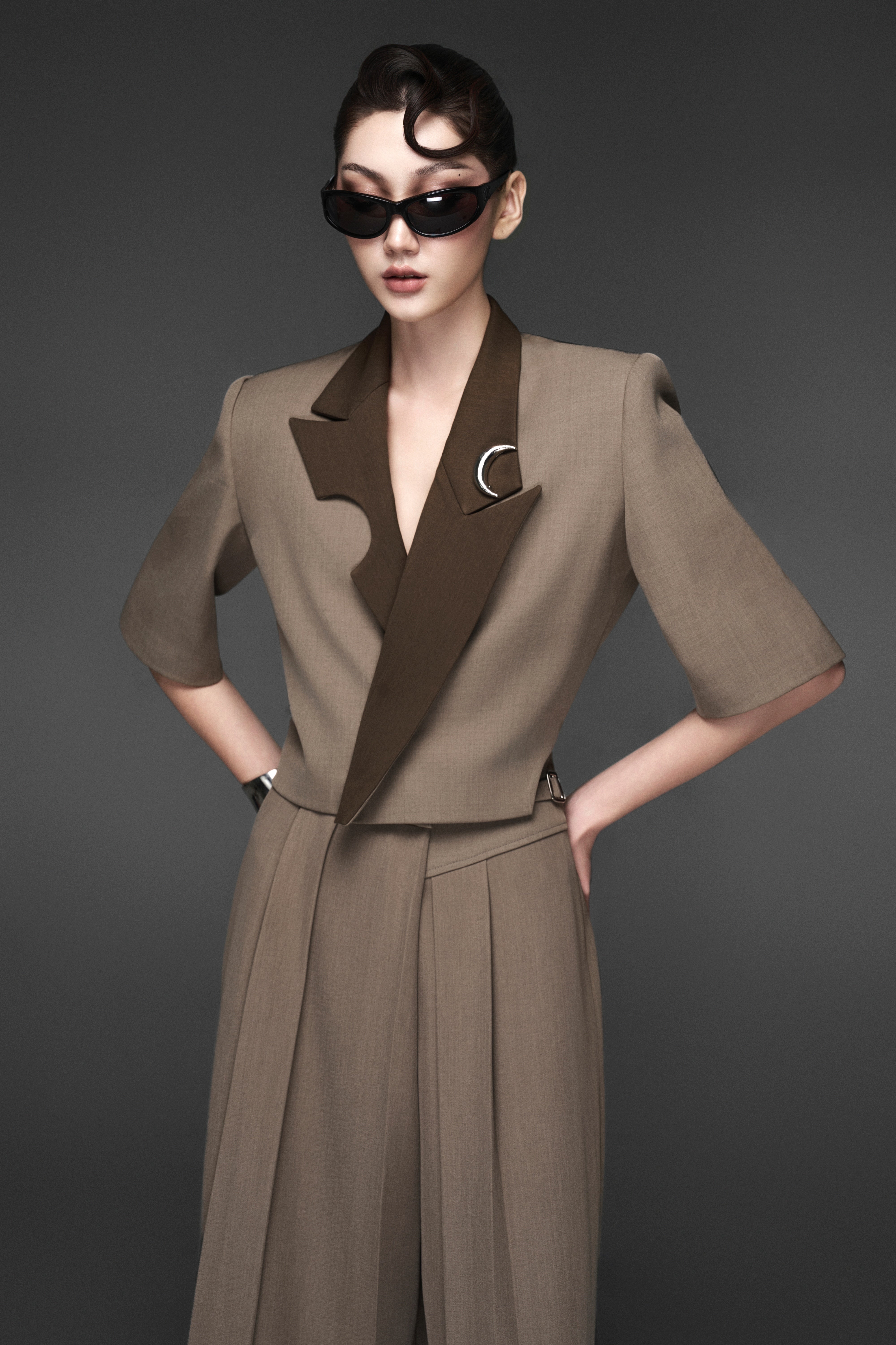 Moonlight Crop-top Vest & Wide ver2 light Sand Pants