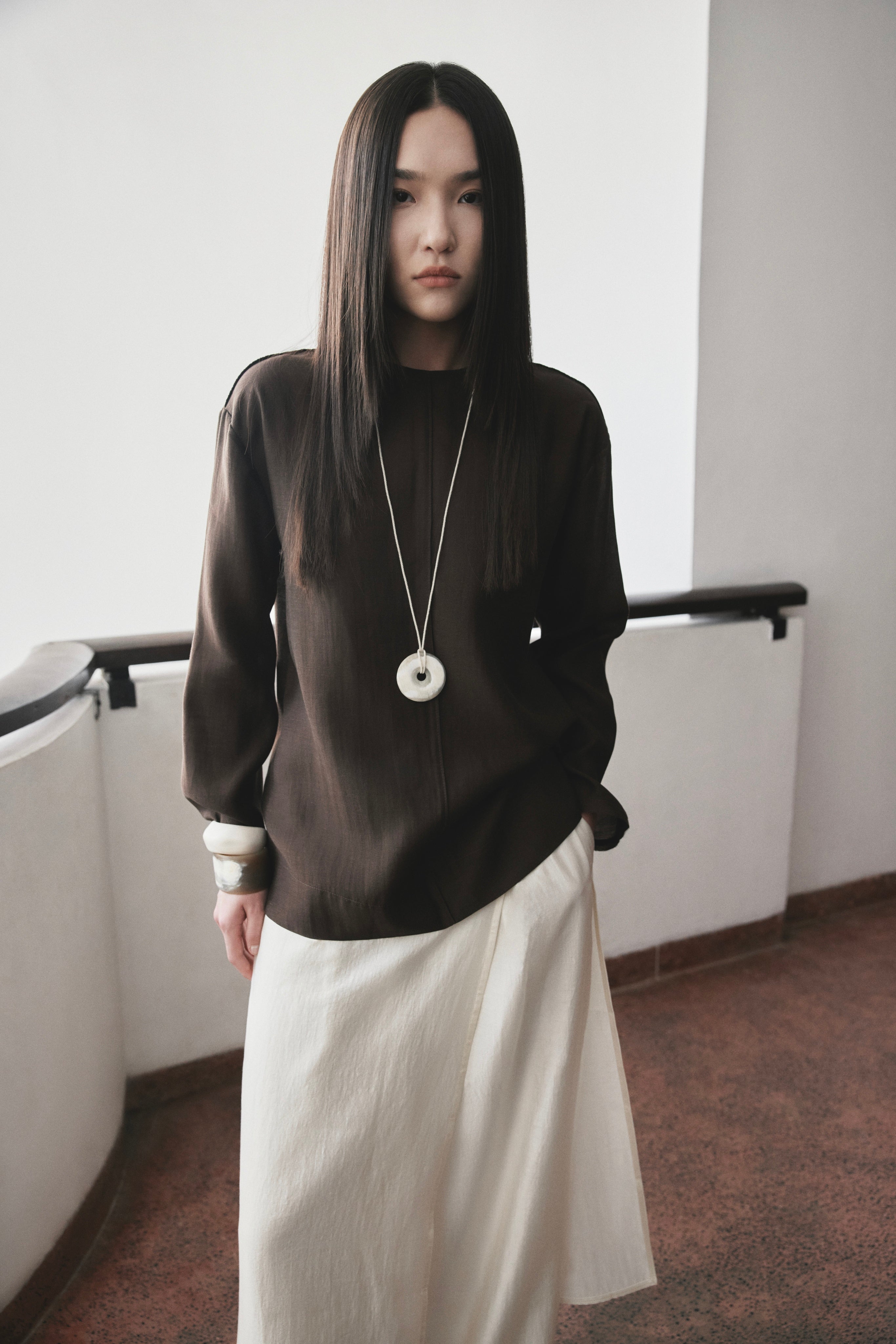 Linen Darted Top x Silk Layer Trousers