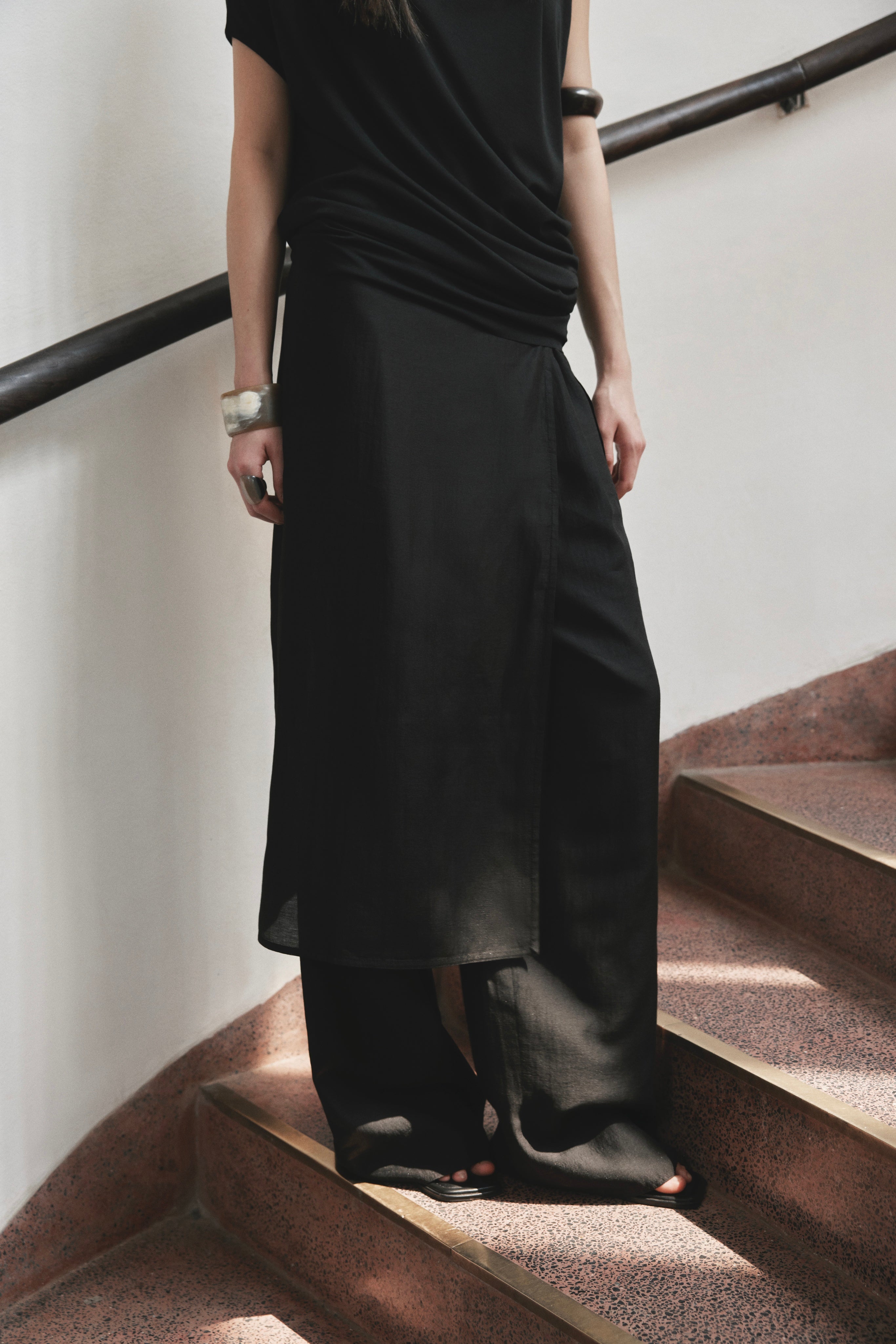 Asymmetric Draped Top x Linen Long Skirt