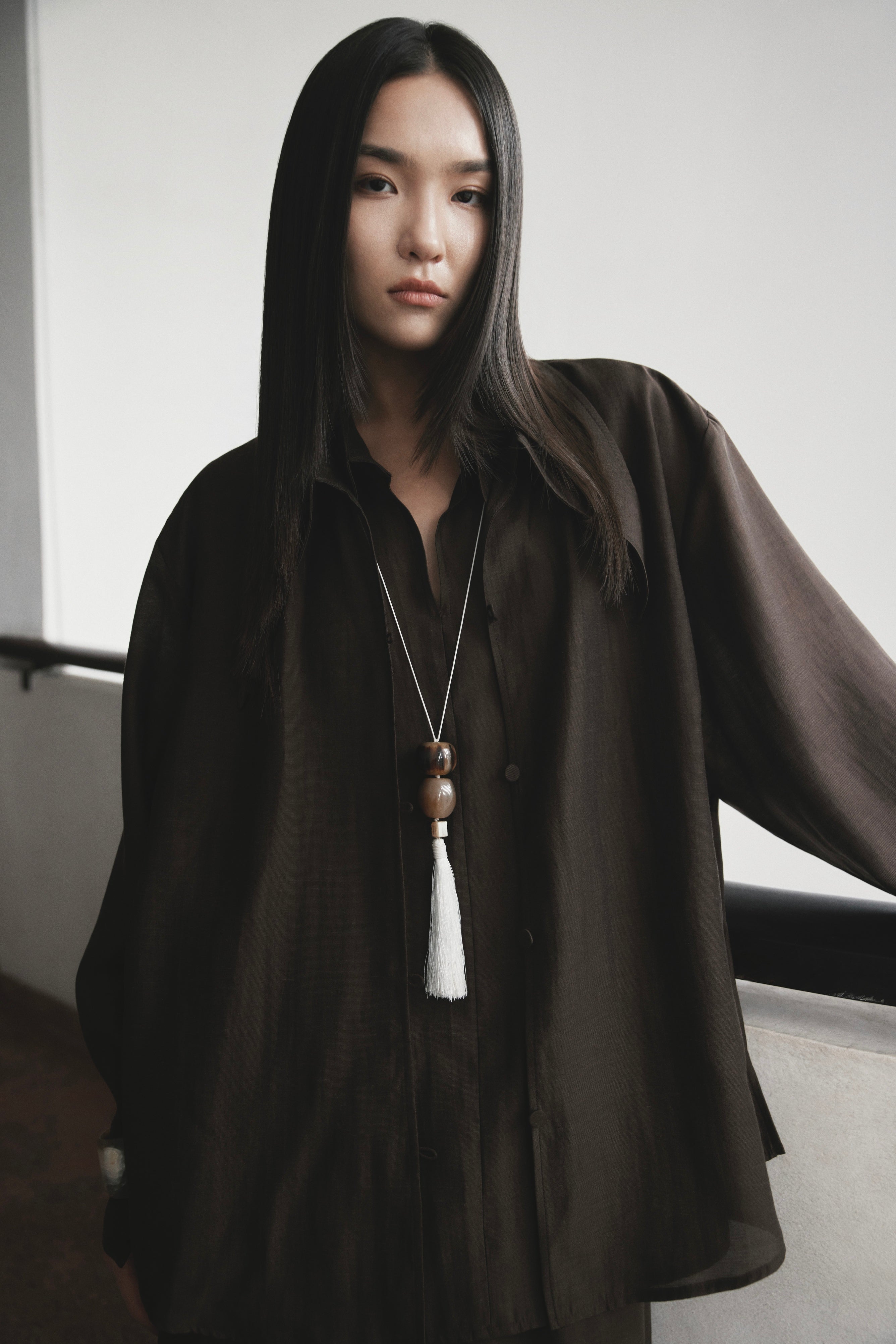 Double Collar Shirt x Linen Straight Trousers