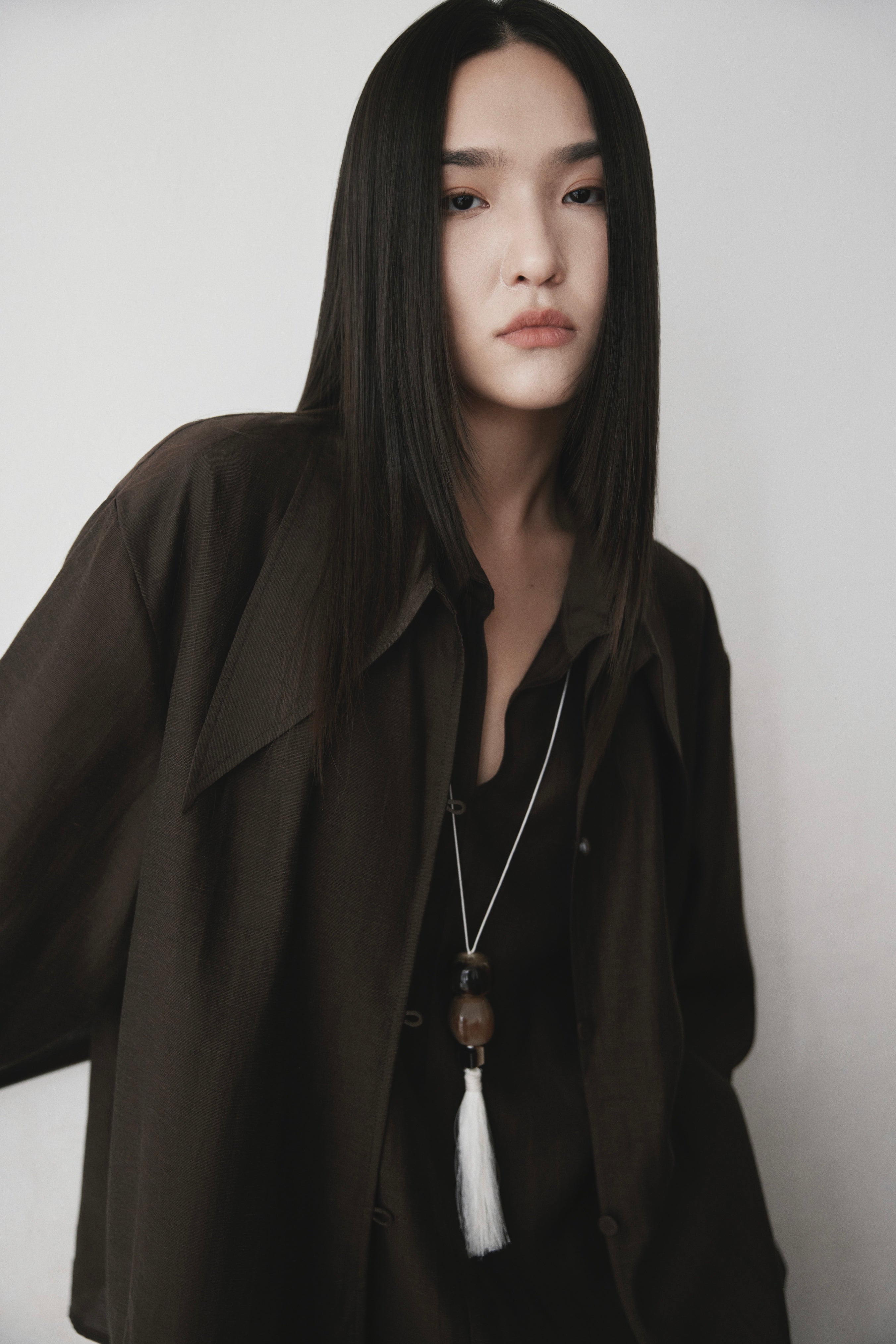 Double Collar Shirt x Linen Straight Trousers