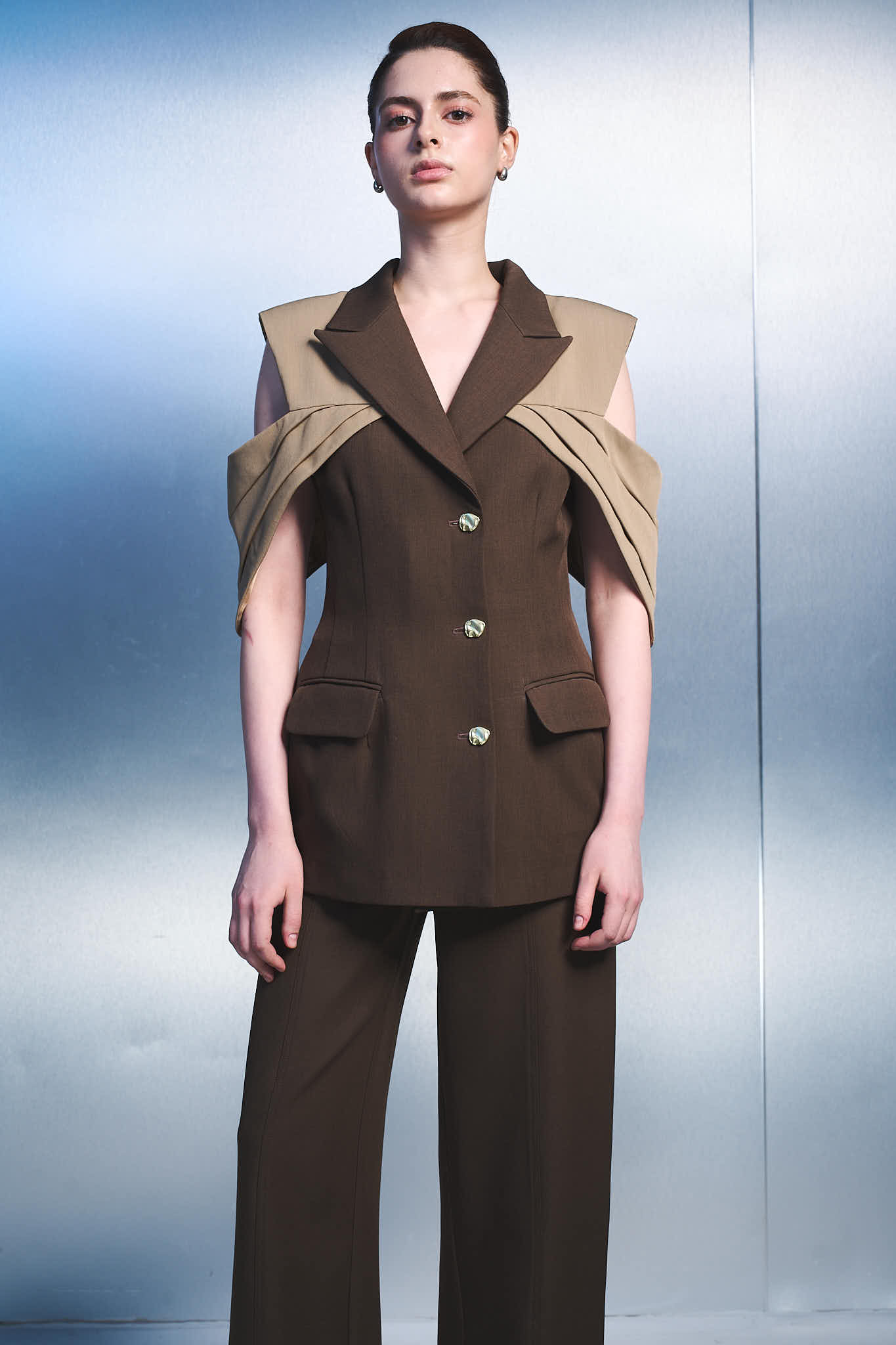 Echo Wing Vest x Column Pants