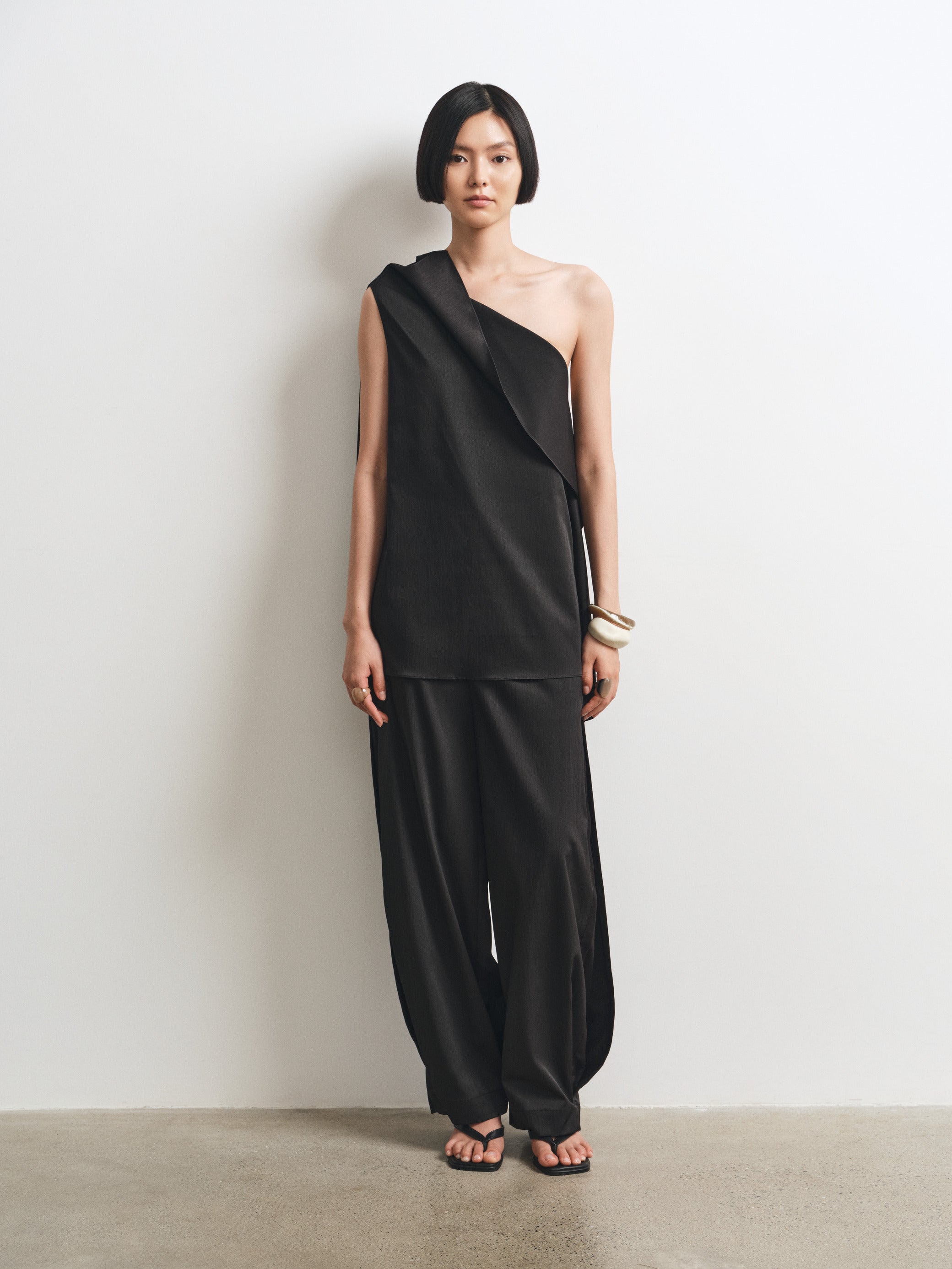Cascade Top & Splited Trousers Set – Modern Asymmetrical Elegance
