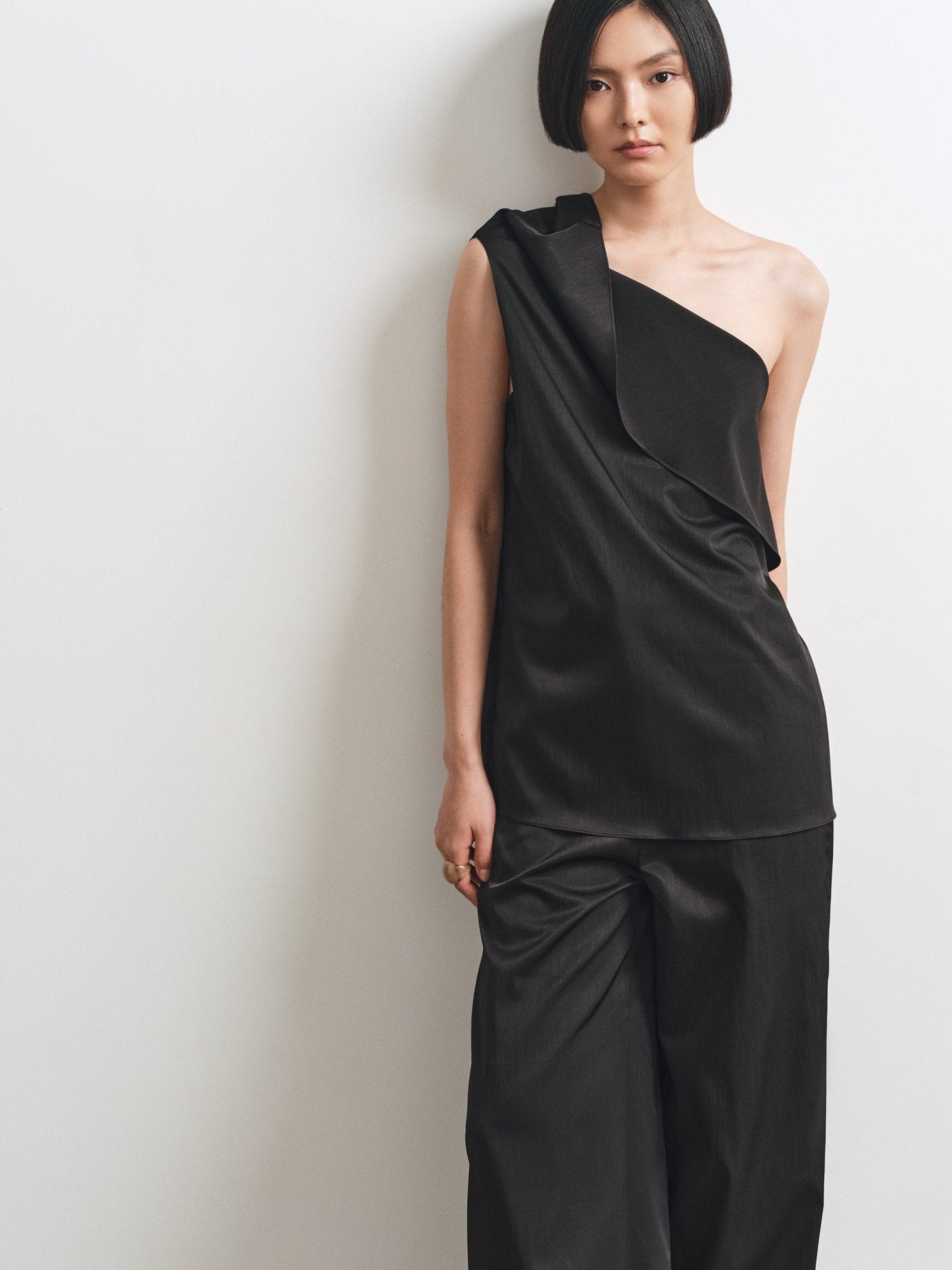 Cascade Top & Splited Trousers Set – Modern Asymmetrical Elegance - Jadeiteth
