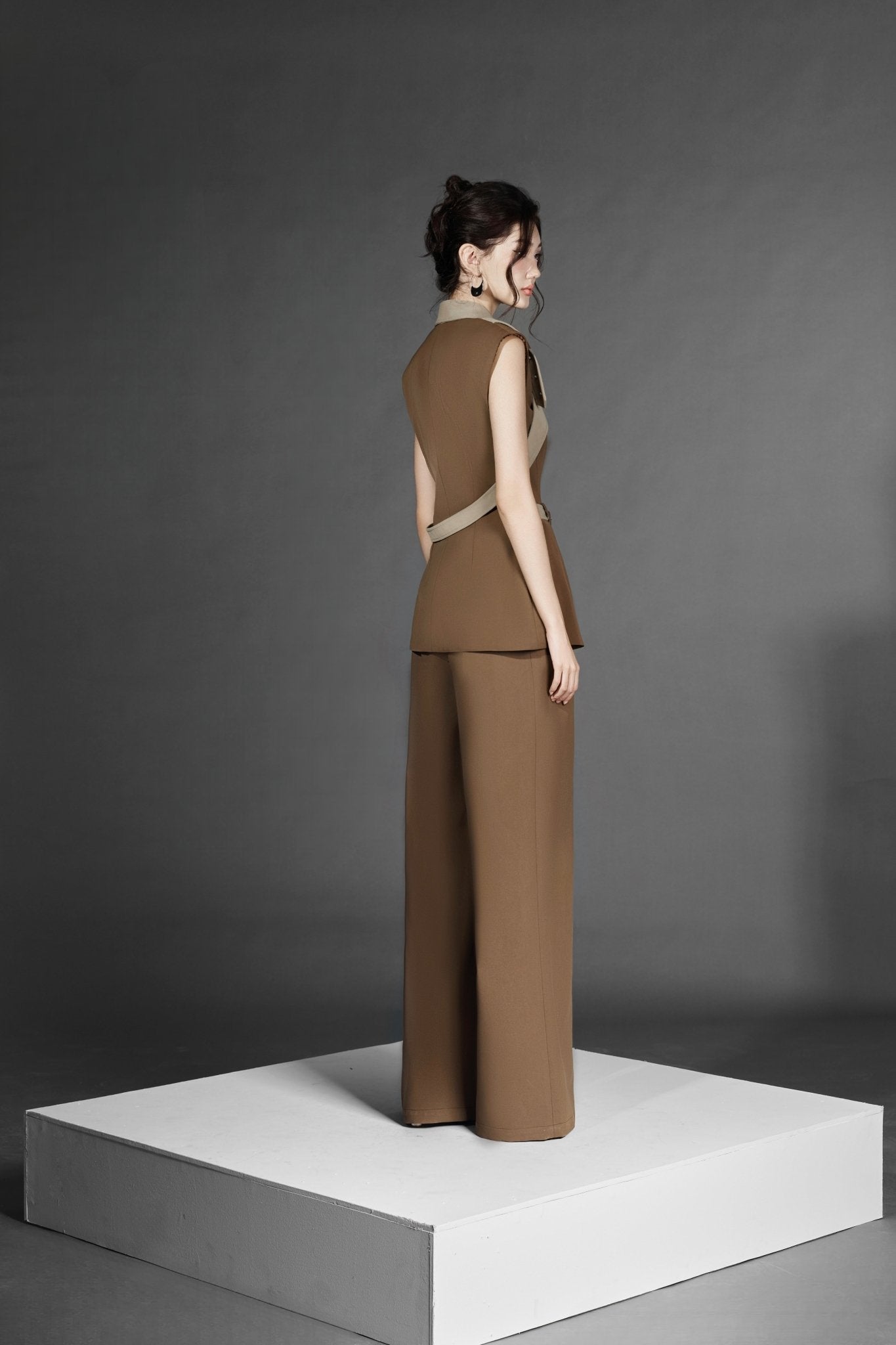 Collar-Belt C/B Vest Dress x Z to C/B Pants - Jadeiteth