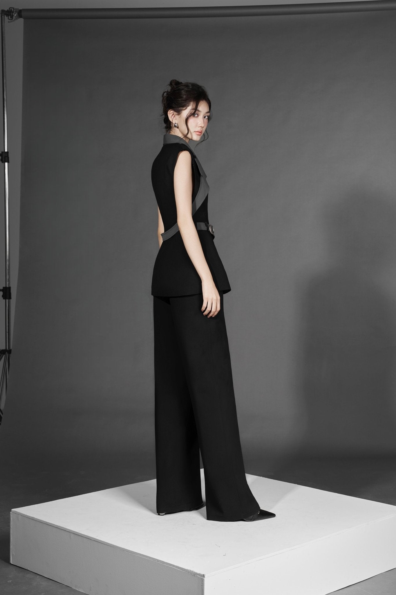 Collar-Belt C/B Vest Dress x Z to C/B Pants - Jadeiteth