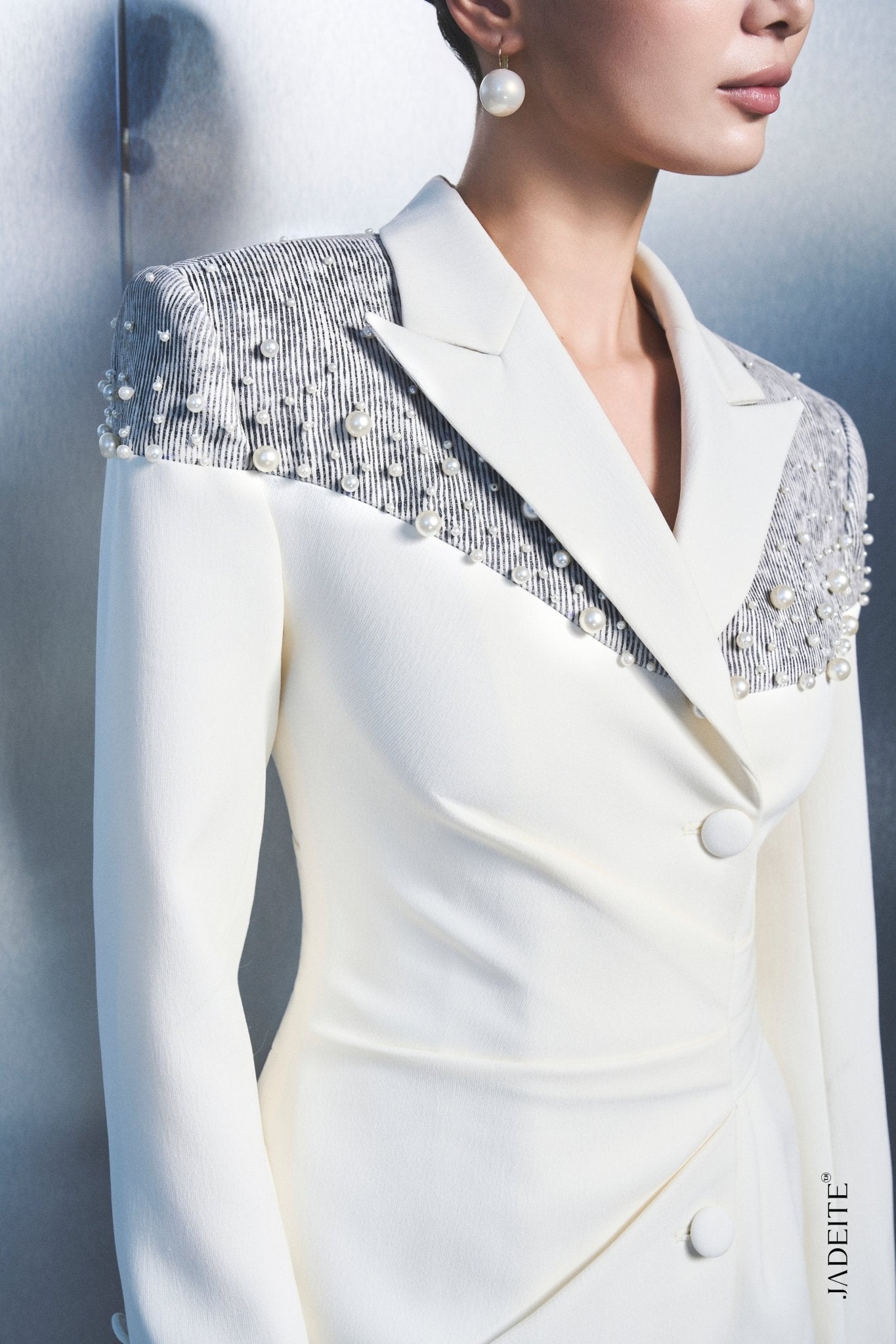 Dalia Pearl Vest x Moonlit Silver Skirt - Jadeiteth