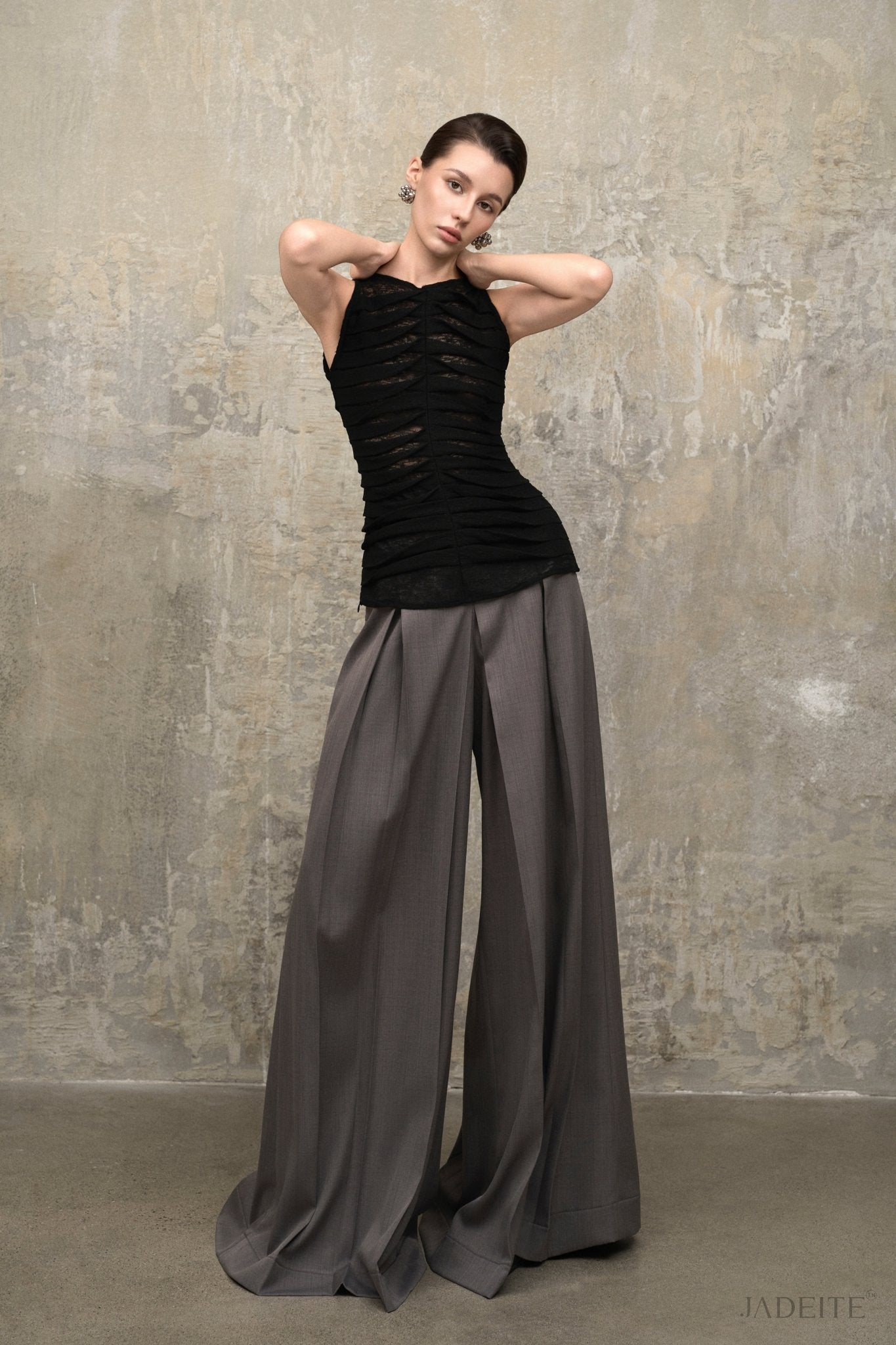 Fishbone 2-side Black Top x Desert Officer Blazer x Van Grey Pants - Jadeiteth