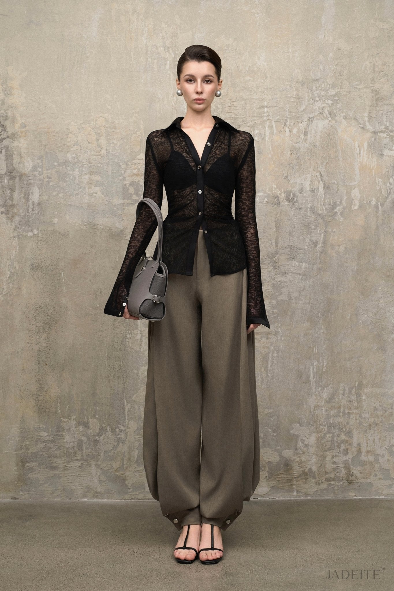 Fishbone Black Shirt x Balloon Ash Grey Pants - Jadeiteth