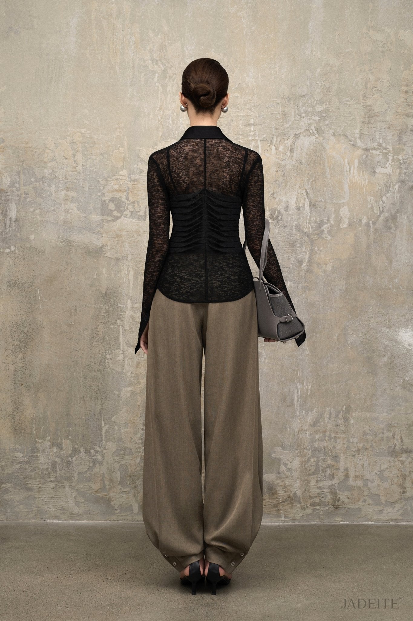 Fishbone Black Shirt x Balloon Ash Grey Pants - Jadeiteth