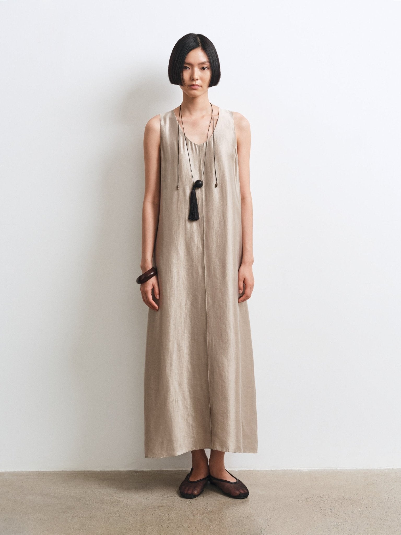 Gloss Dress – Elegant Tencel Silk Blend Shift Dress - Jadeiteth