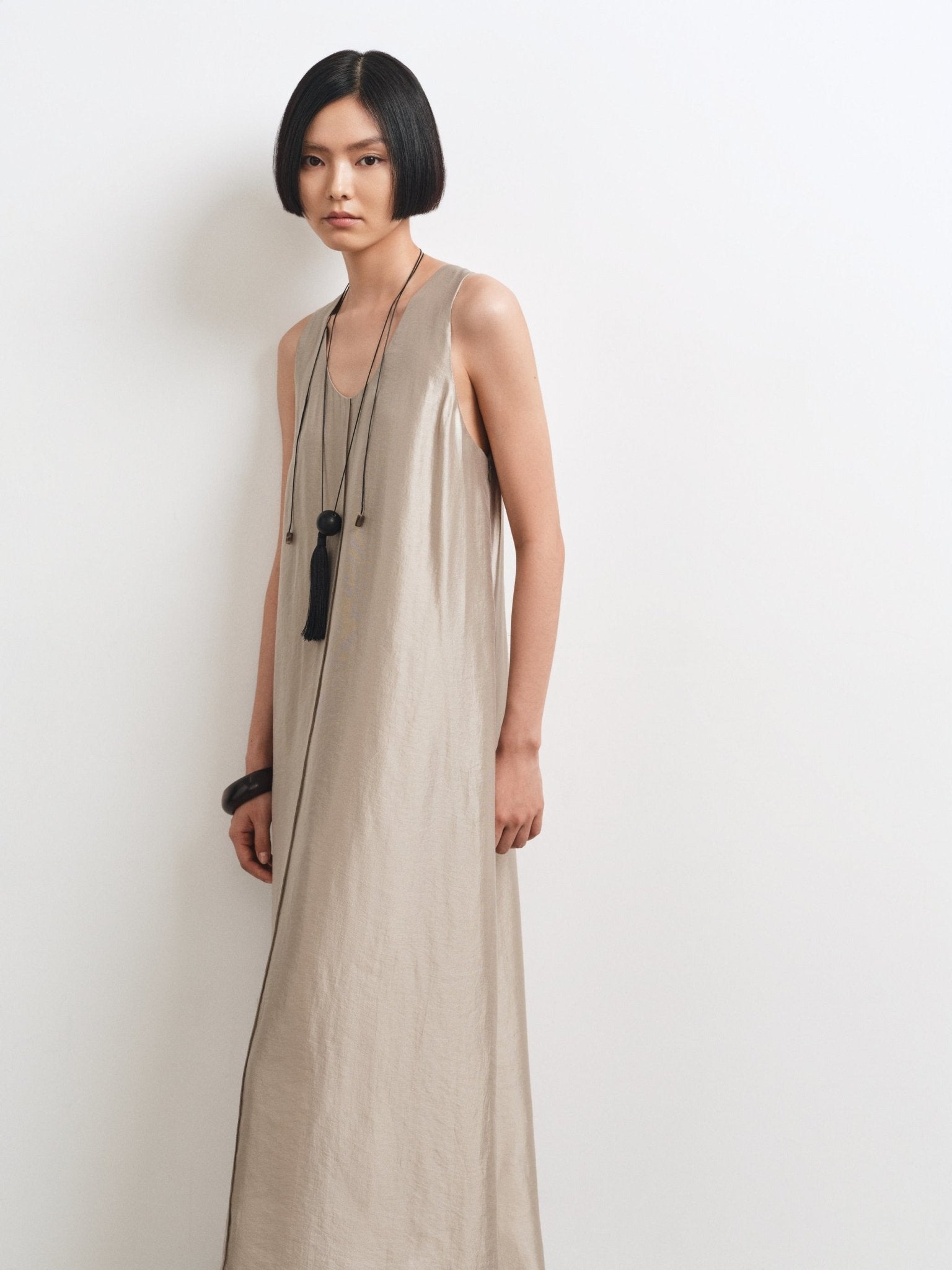 Gloss Dress – Elegant Tencel Silk Blend Shift Dress - Jadeiteth
