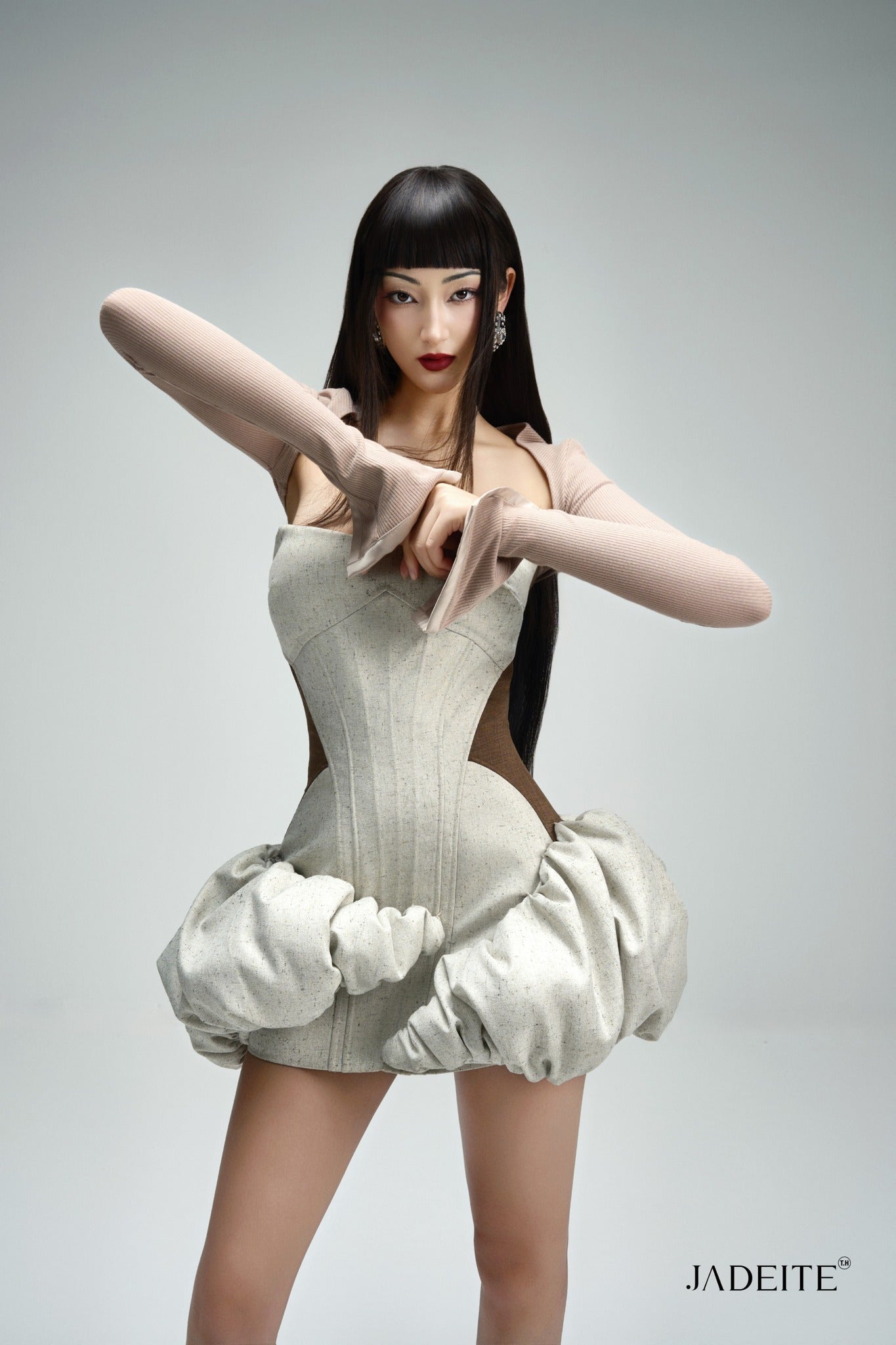 Hour-Glass coffee Cloudy Dress & Ballet Nude Crop-top - Jadeiteth