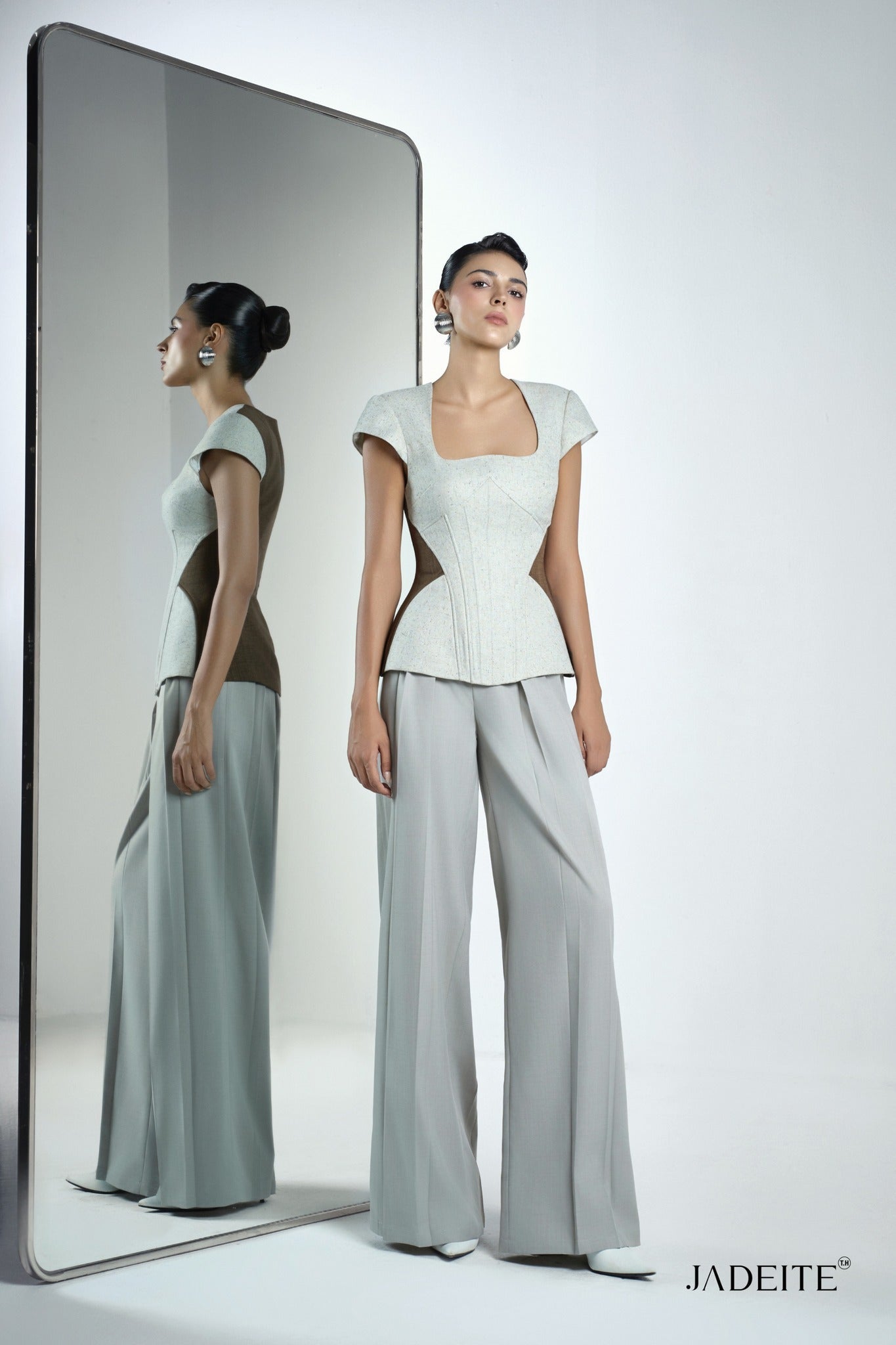 Hourglass SandsTop & Vie Light G Pants - Jadeiteth