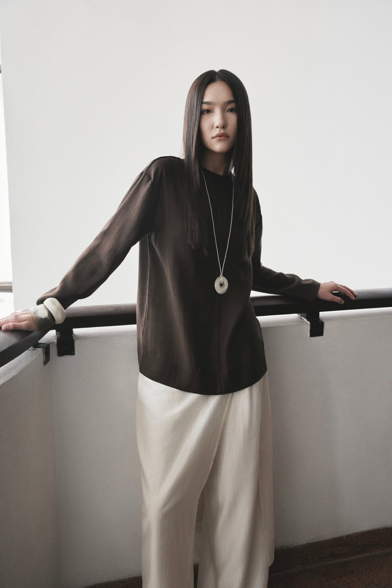 Linen Darted Top x Silk Layer Trousers - Jadeiteth