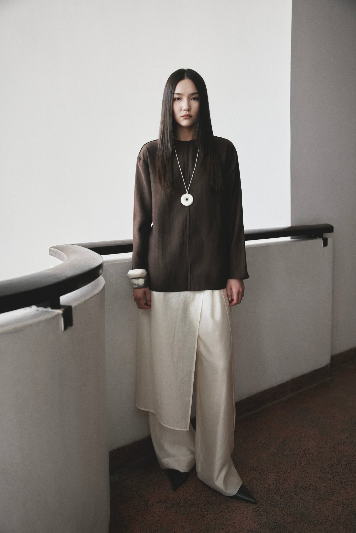 Linen Darted Top x Silk Layer Trousers - Jadeiteth