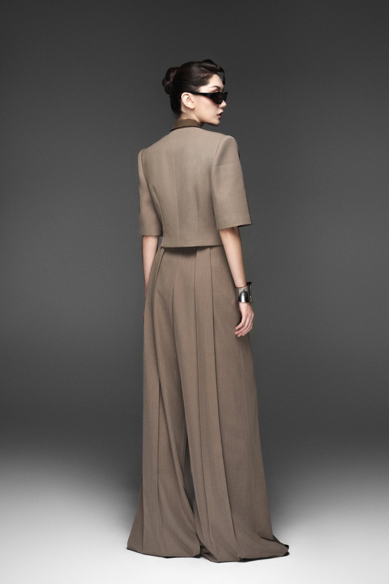 Moonlight Crop-top Vest & Wide ver2 light Sand Pants - Jadeiteth