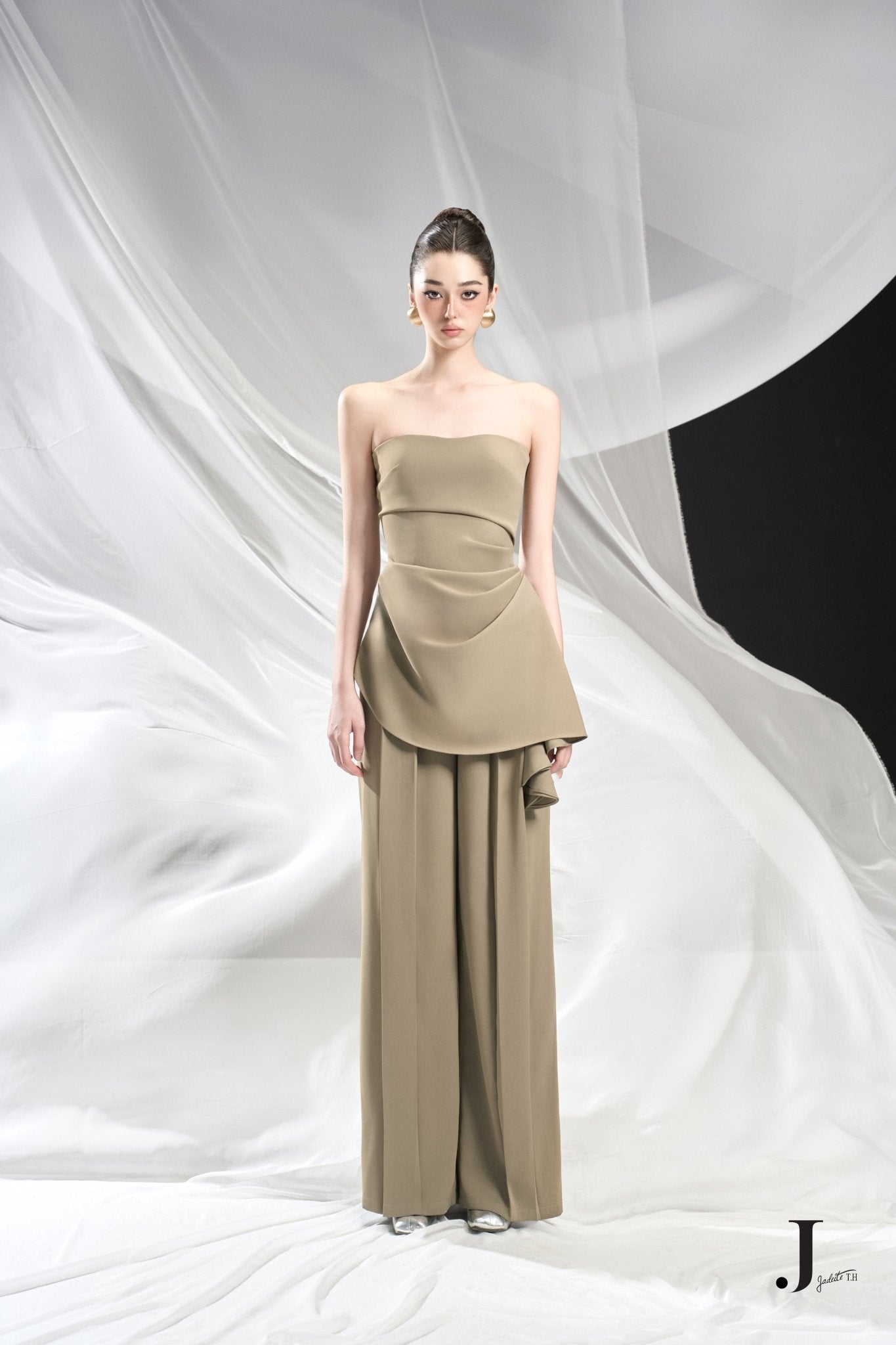 Moss Off-shoulder Top x Vie Moss Pants - Jadeiteth