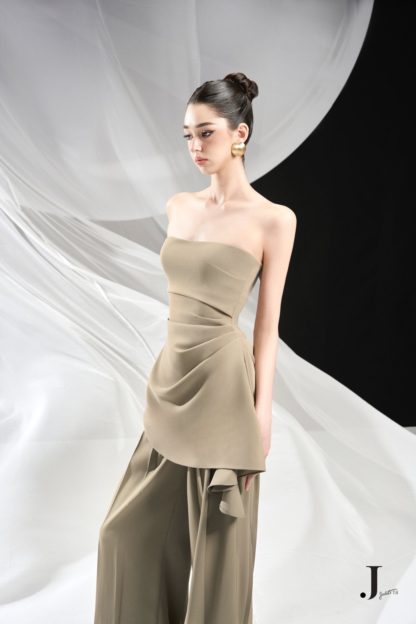 Moss Off-shoulder Top x Vie Moss Pants - Jadeiteth