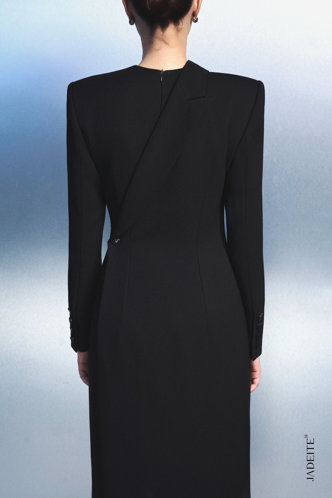Noir Horizon Long Blazer - Jadeiteth