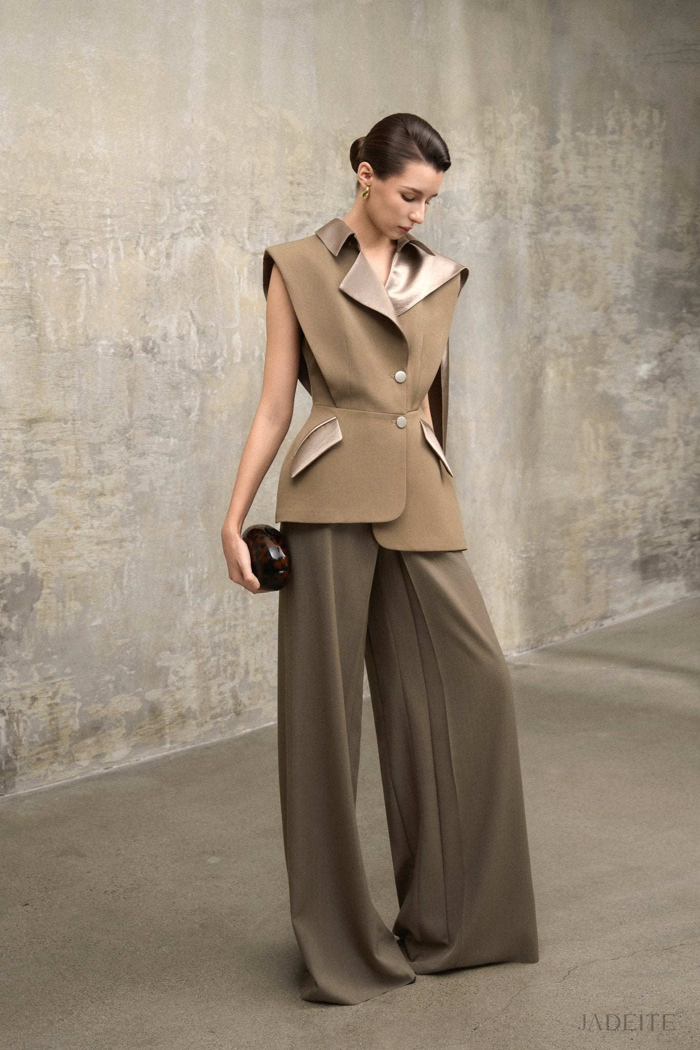 Olive Mist Cape Gilet Blazer x Olive Mist Pants - Jadeiteth