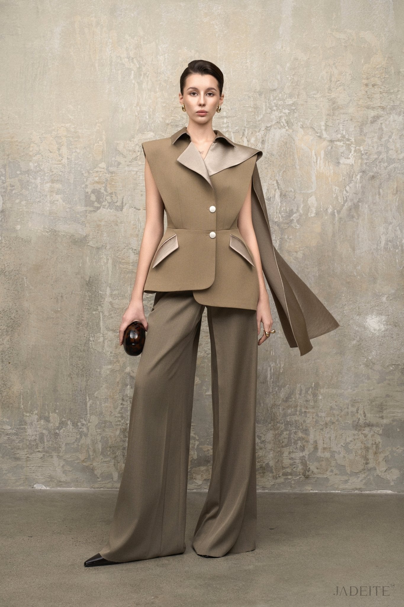 Olive Mist Cape Gilet Blazer x Olive Mist Pants - Jadeiteth