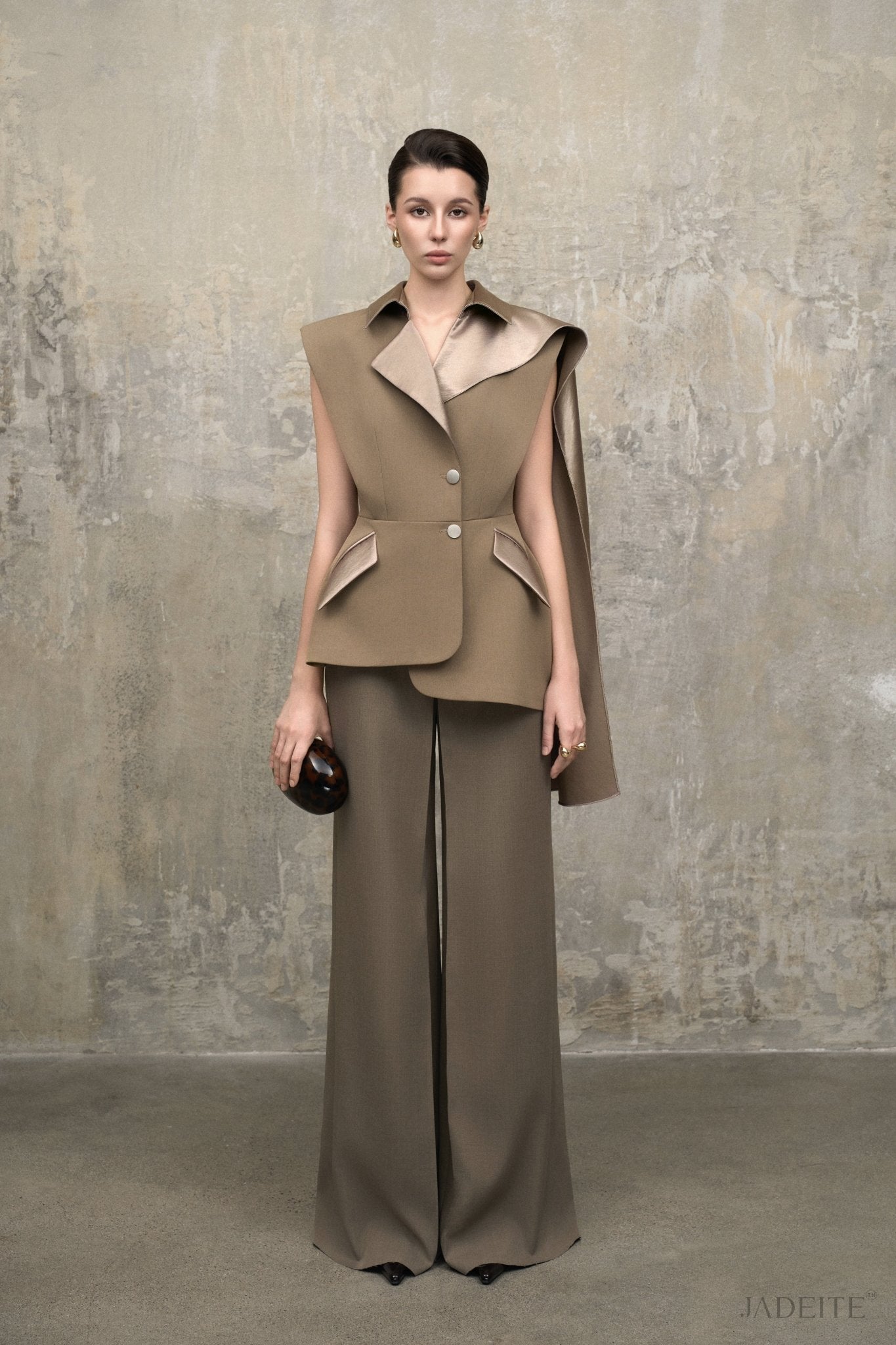 Olive Mist Cape Gilet Blazer x Olive Mist Pants - Jadeiteth