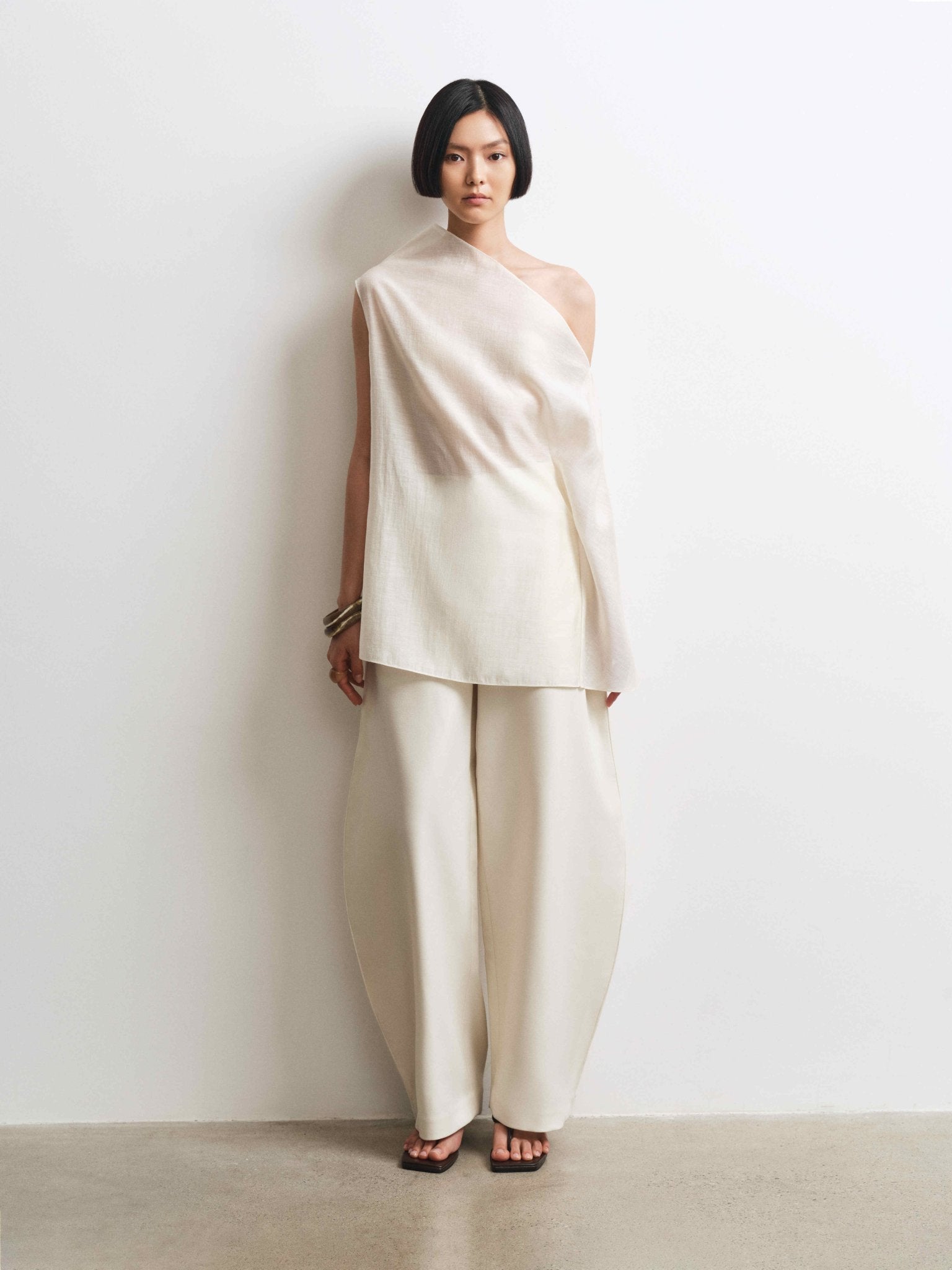 Sheer Top & Barrel Trousers Set – Modern Elegance in Silk & Twill - Jadeiteth