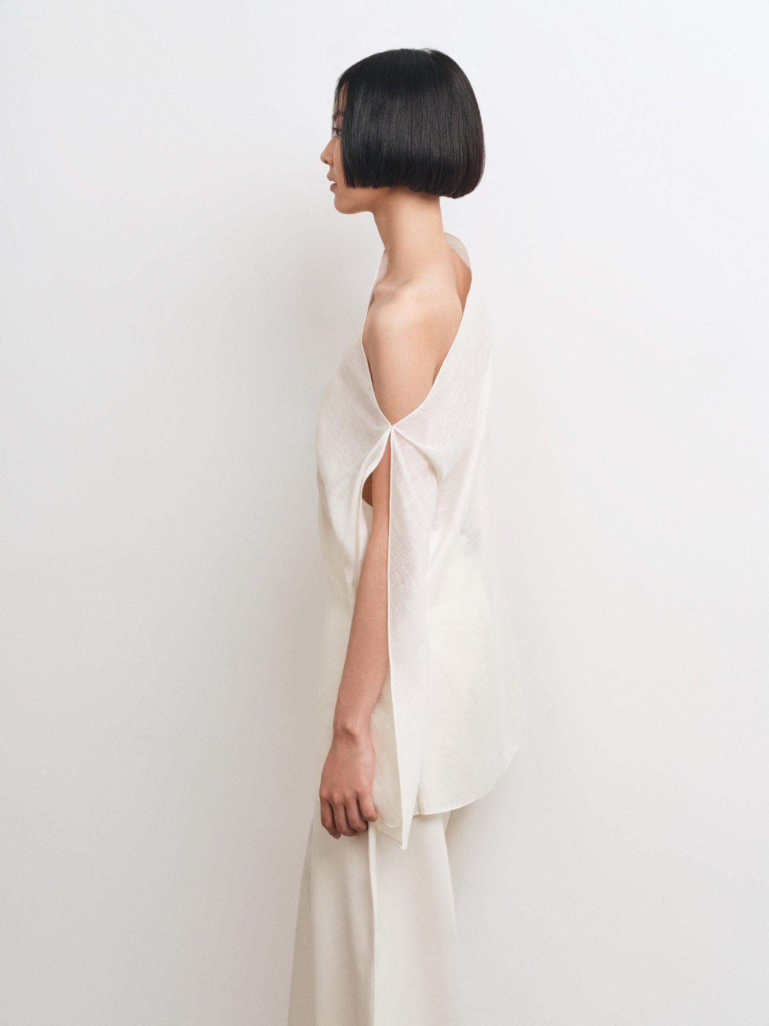 Sheer Top & Barrel Trousers Set – Modern Elegance in Silk & Twill - Jadeiteth