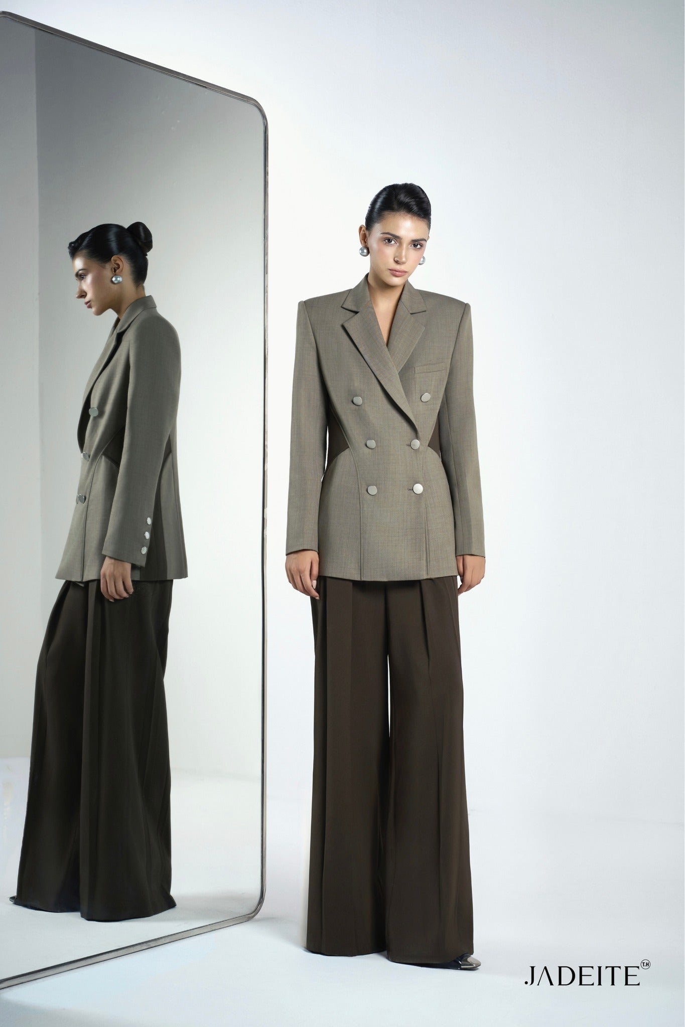 Slim Ash Grey Vest & Vie Light G Pants - Jadeiteth