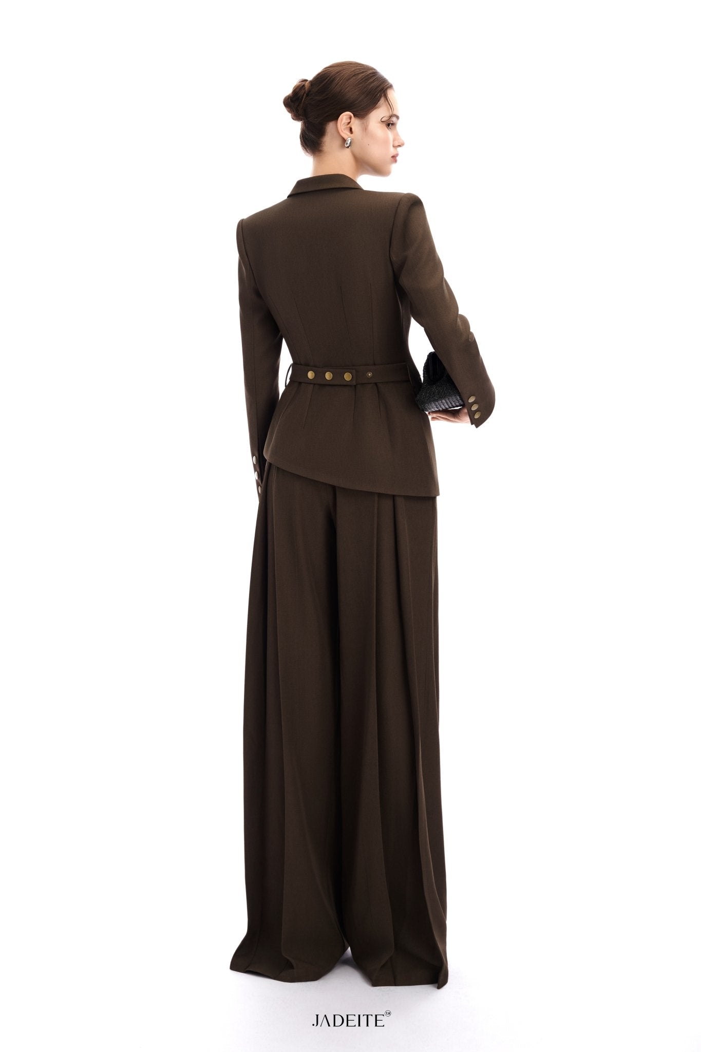 Structure Brown Long-Sleeved Blazer & Wide Brown Pants - Jadeiteth