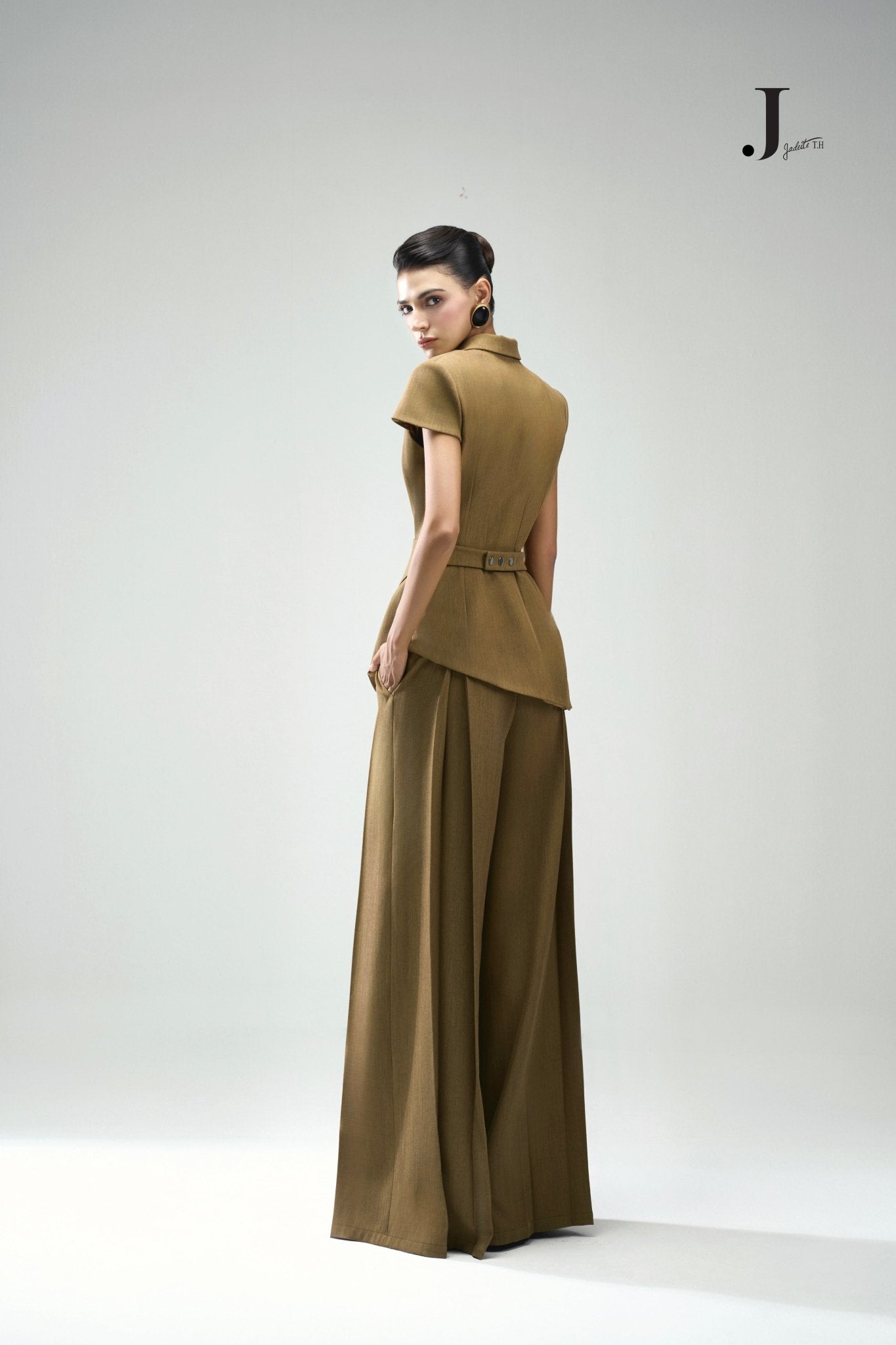 Structure Olive Blazer & Wide Olive Pants - Jadeiteth