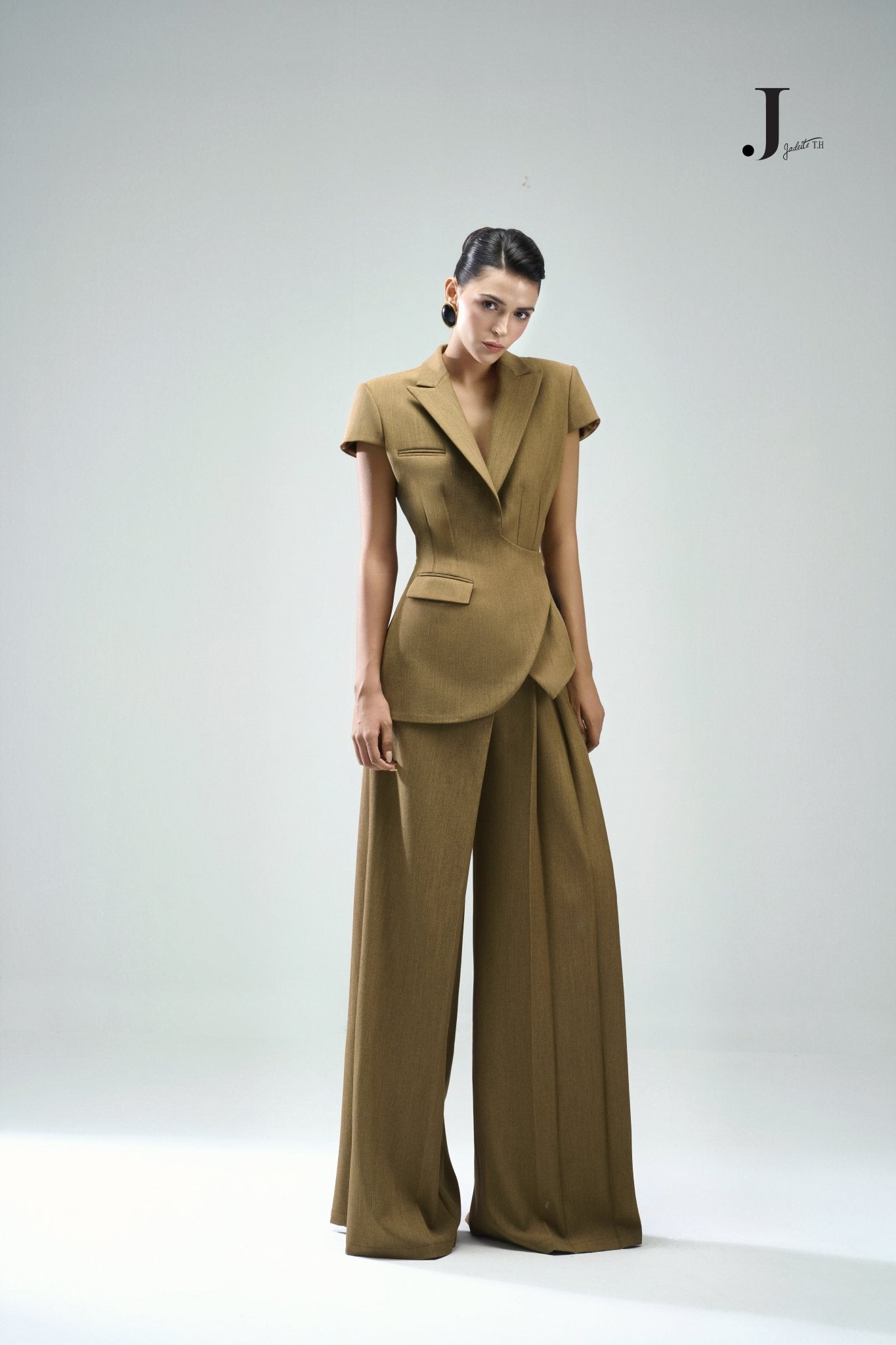 Structure Olive Blazer & Wide Olive Pants - Jadeiteth