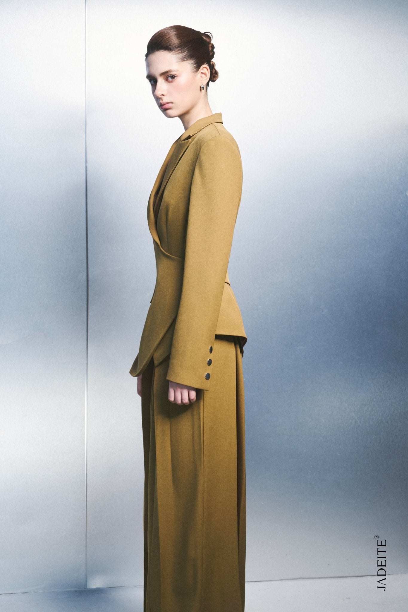 Structure Olive Long-Sleeved Blazer & Wide Olive Pants - Jadeiteth
