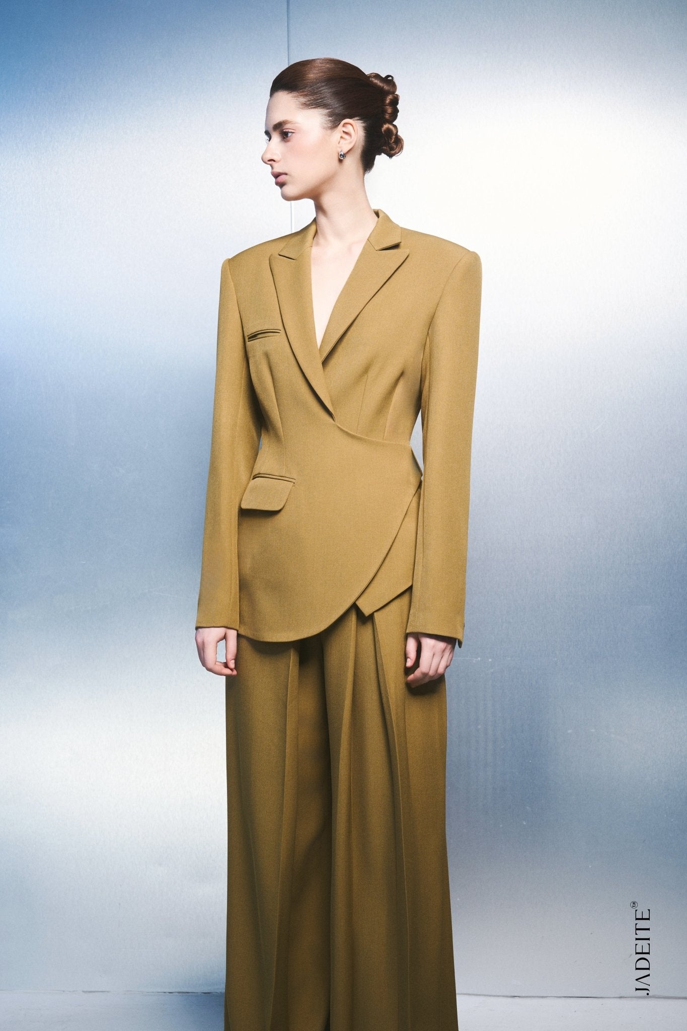 Structure Olive Long-Sleeved Blazer & Wide Olive Pants - Jadeiteth