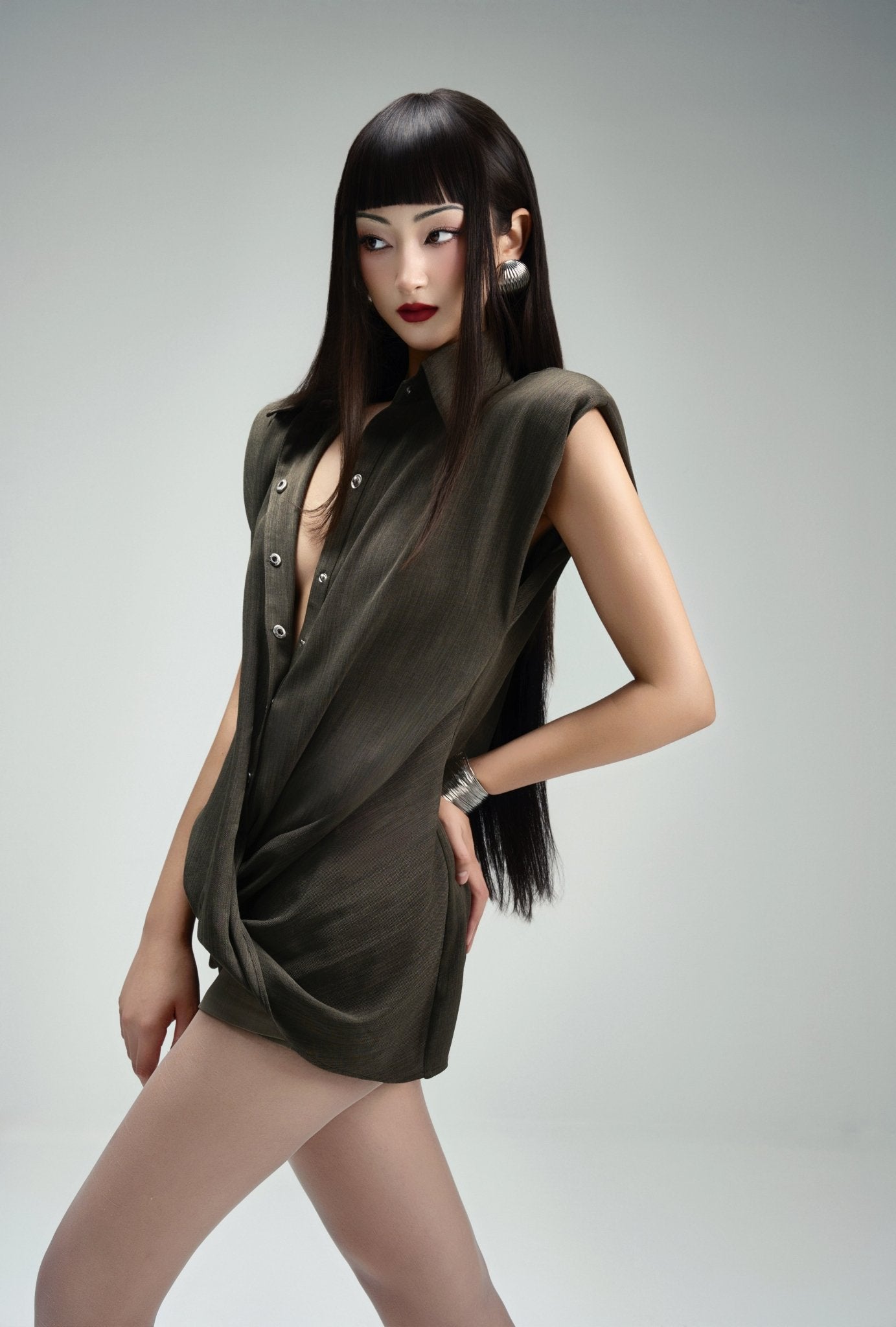 Twist Moss Green Shirt & Ash Grey Short-skirt - Jadeiteth